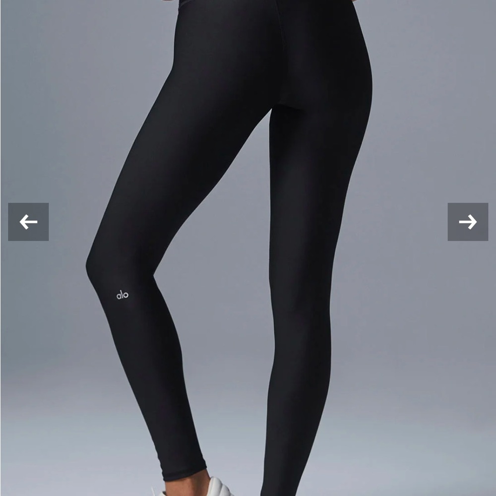 Black Alo yoga 7/8 high waist airlift leggings in Medium